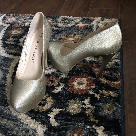 Metallic Heels - Picture 3 of 4